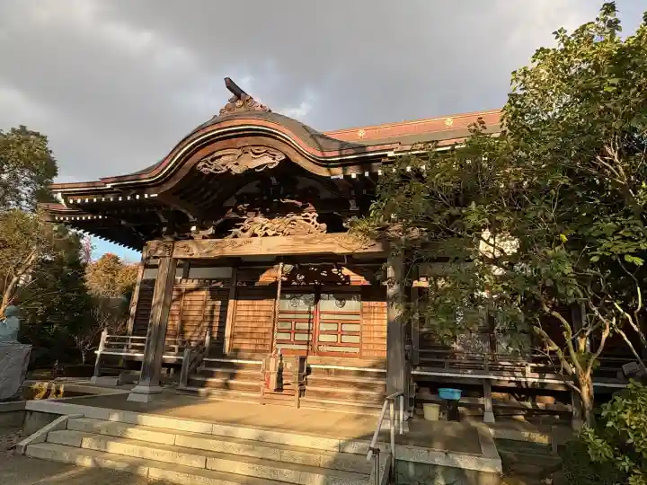 東福寺の{uncategorized: "未分類", other: "その他", undefined: "問題あり", building: "その他建物", grave: "お墓", sacred_gate: "鳥居", guardian: "狛犬", statue: "像", buddha: "仏像", history: "歴史", nature: "自然", garden: "庭園", animal: "動物", pagoda: "塔", temizu: "手水舎", mountain_gate: "山門・神門", sanctuary: "本殿・本堂", subordinate: "末社・摂社", art: "芸術", scenery: "景色", jizo: "地蔵", ema: "絵馬", goshuin: "御朱印", omikuji: "おみくじ", items: "授与品その他", amulet: "お守り", goshuincho: "御朱印帳", eats: "食事", festival: "お祭り", votive_dance: "神楽", shichigosan: "七五三参", wedding: "結婚式", experience: "体験その他", initially: "初詣", around: "周辺", anti_infection: "感染症対策"}