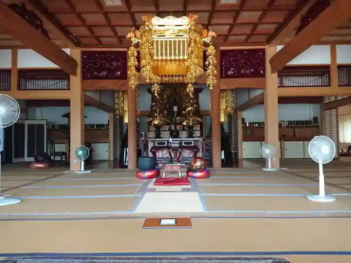 慈眼寺の本殿・本堂