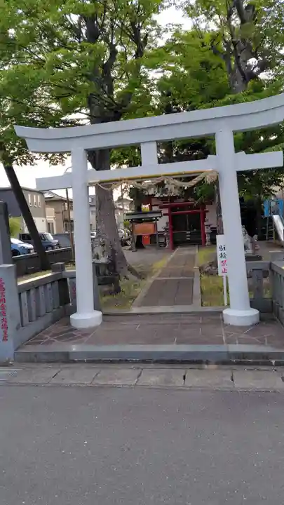 珎嚭稲荷神社(大場神社飛地境内社)(静岡県)