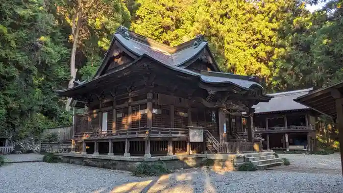 與瀬神社（与瀬神社）の本殿