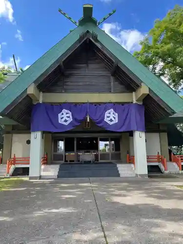 鳥取神社の本殿