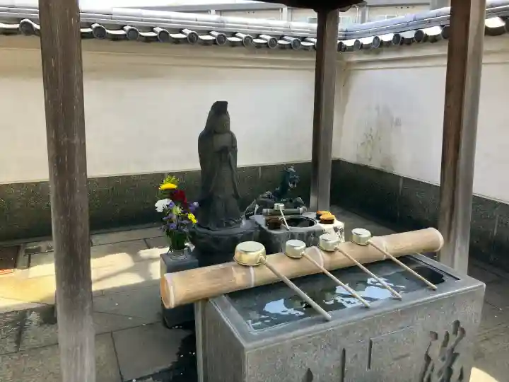 蓮法寺の{uncategorized: "未分類", other: "その他", undefined: "問題あり", building: "その他建物", grave: "お墓", sacred_gate: "鳥居", guardian: "狛犬", statue: "像", buddha: "仏像", history: "歴史", nature: "自然", garden: "庭園", animal: "動物", pagoda: "塔", temizu: "手水舎", mountain_gate: "山門・神門", sanctuary: "本殿・本堂", subordinate: "末社・摂社", art: "芸術", scenery: "景色", jizo: "地蔵", ema: "絵馬", goshuin: "御朱印", omikuji: "おみくじ", items: "授与品その他", amulet: "お守り", goshuincho: "御朱印帳", eats: "食事", festival: "お祭り", votive_dance: "神楽", shichigosan: "七五三参", wedding: "結婚式", experience: "体験その他", initially: "初詣", around: "周辺", anti_infection: "感染症対策"}