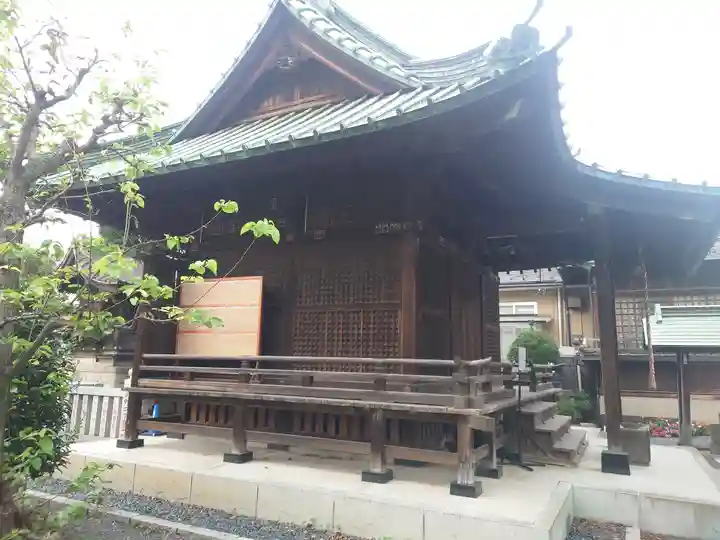 六塚稲荷神社(埼玉県)