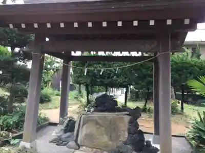 茂侶神社の手水舎