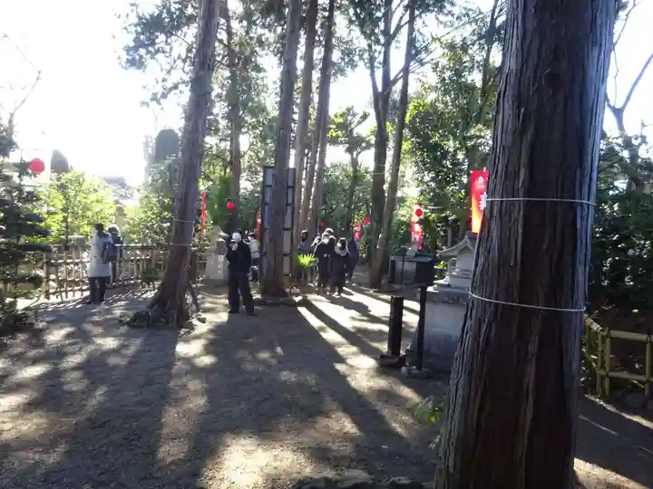 亀ケ池八幡宮の末社・摂社