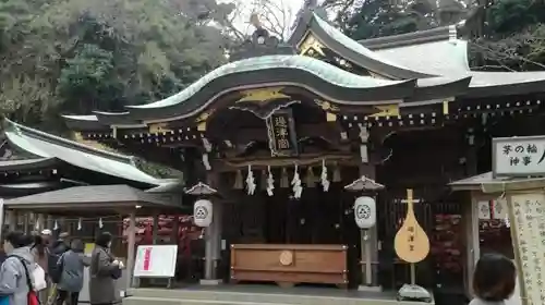 江島神社の本殿