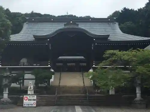 近江神宮の本殿・本堂