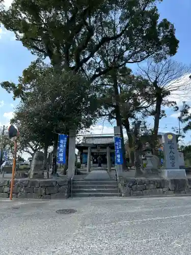 坂本八幡宮の{uncategorized: "未分類", other: "その他", undefined: "問題あり", building: "その他建物", grave: "お墓", sacred_gate: "鳥居", guardian: "狛犬", statue: "像", buddha: "仏像", history: "歴史", nature: "自然", garden: "庭園", animal: "動物", pagoda: "塔", temizu: "手水舎", mountain_gate: "山門・神門", sanctuary: "本殿・本堂", subordinate: "末社・摂社", art: "芸術", scenery: "景色", jizo: "地蔵", ema: "絵馬", goshuin: "御朱印", omikuji: "おみくじ", items: "授与品その他", amulet: "お守り", goshuincho: "御朱印帳", eats: "食事", festival: "お祭り", votive_dance: "神楽", shichigosan: "七五三参", wedding: "結婚式", experience: "体験その他", initially: "初詣", around: "周辺", anti_infection: "感染症対策"}