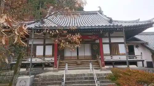 行基寺の本殿・本堂