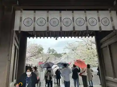 三嶋大社の{uncategorized: "未分類", other: "その他", undefined: "問題あり", building: "その他建物", grave: "お墓", sacred_gate: "鳥居", guardian: "狛犬", statue: "像", buddha: "仏像", history: "歴史", nature: "自然", garden: "庭園", animal: "動物", pagoda: "塔", temizu: "手水舎", mountain_gate: "山門・神門", sanctuary: "本殿・本堂", subordinate: "末社・摂社", art: "芸術", scenery: "景色", jizo: "地蔵", ema: "絵馬", goshuin: "御朱印", omikuji: "おみくじ", items: "授与品その他", amulet: "お守り", goshuincho: "御朱印帳", eats: "食事", festival: "お祭り", votive_dance: "神楽", shichigosan: "七五三参", wedding: "結婚式", experience: "体験その他", initially: "初詣", around: "周辺", anti_infection: "感染症対策"}