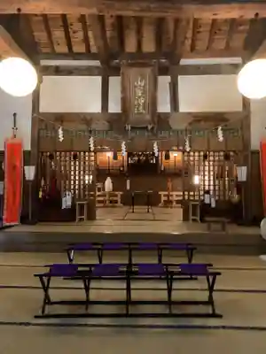 山家神社の本殿・本堂