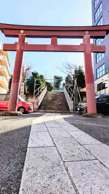 白金氷川神社の鳥居