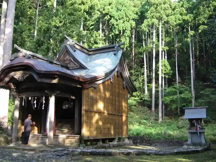 津野神社(今津町角川)(滋賀県)