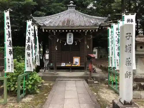 手力雄神社の末社