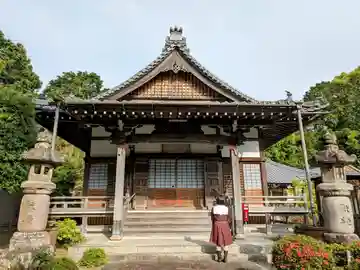 神護峯 中山寺の本殿・本堂