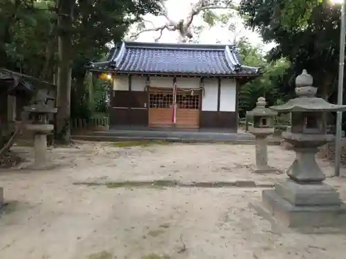 石田神社の本殿・本堂
