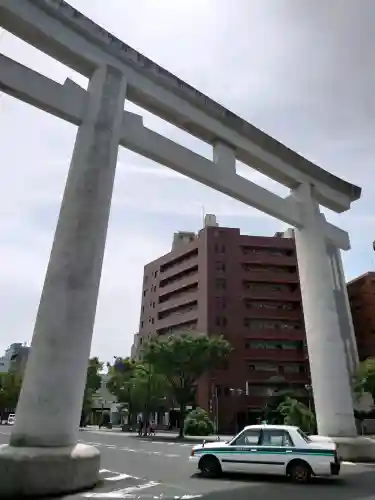 照國神社の{uncategorized: "未分類", other: "その他", undefined: "問題あり", building: "その他建物", grave: "お墓", sacred_gate: "鳥居", guardian: "狛犬", statue: "像", buddha: "仏像", history: "歴史", nature: "自然", garden: "庭園", animal: "動物", pagoda: "塔", temizu: "手水舎", mountain_gate: "山門・神門", sanctuary: "本殿・本堂", subordinate: "末社・摂社", art: "芸術", scenery: "景色", jizo: "地蔵", ema: "絵馬", goshuin: "御朱印", omikuji: "おみくじ", items: "授与品その他", amulet: "お守り", goshuincho: "御朱印帳", eats: "食事", festival: "お祭り", votive_dance: "神楽", shichigosan: "七五三参", wedding: "結婚式", experience: "体験その他", initially: "初詣", around: "周辺", anti_infection: "感染症対策"}