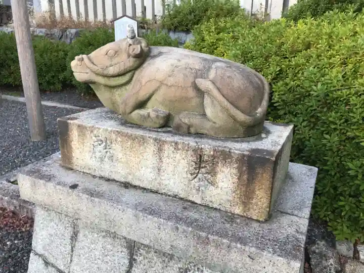 若宮八幡宮(陶器神社)の狛犬