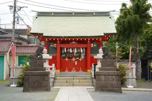 新田神社の本殿・本堂