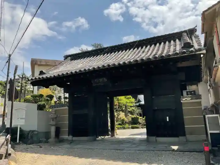 相応寺の山門・神門