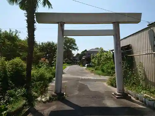 三明神社（萩原町）の鳥居