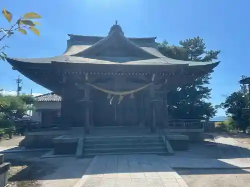四方神社の{uncategorized: "未分類", other: "その他", undefined: "問題あり", building: "その他建物", grave: "お墓", sacred_gate: "鳥居", guardian: "狛犬", statue: "像", buddha: "仏像", history: "歴史", nature: "自然", garden: "庭園", animal: "動物", pagoda: "塔", temizu: "手水舎", mountain_gate: "山門・神門", sanctuary: "本殿・本堂", subordinate: "末社・摂社", art: "芸術", scenery: "景色", jizo: "地蔵", ema: "絵馬", goshuin: "御朱印", omikuji: "おみくじ", items: "授与品その他", amulet: "お守り", goshuincho: "御朱印帳", eats: "食事", festival: "お祭り", votive_dance: "神楽", shichigosan: "七五三参", wedding: "結婚式", experience: "体験その他", initially: "初詣", around: "周辺", anti_infection: "感染症対策"}
