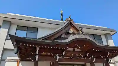 鳳隆寺の本殿・本堂