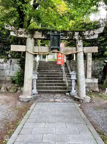 湯泉神社の鳥居