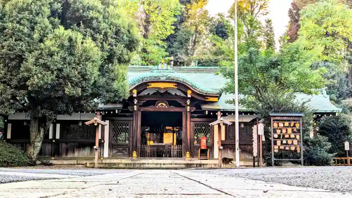 白金氷川神社の本殿・本堂