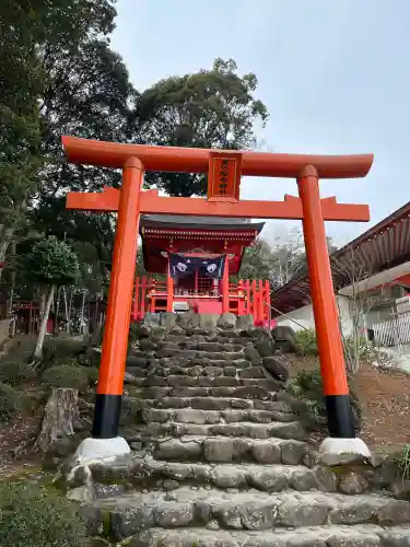 祐徳稲荷神社の{uncategorized: "未分類", other: "その他", undefined: "問題あり", building: "その他建物", grave: "お墓", sacred_gate: "鳥居", guardian: "狛犬", statue: "像", buddha: "仏像", history: "歴史", nature: "自然", garden: "庭園", animal: "動物", pagoda: "塔", temizu: "手水舎", mountain_gate: "山門・神門", sanctuary: "本殿・本堂", subordinate: "末社・摂社", art: "芸術", scenery: "景色", jizo: "地蔵", ema: "絵馬", goshuin: "御朱印", omikuji: "おみくじ", items: "授与品その他", amulet: "お守り", goshuincho: "御朱印帳", eats: "食事", festival: "お祭り", votive_dance: "神楽", shichigosan: "七五三参", wedding: "結婚式", experience: "体験その他", initially: "初詣", around: "周辺", anti_infection: "感染症対策"}