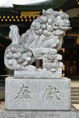 穴八幡宮の狛犬