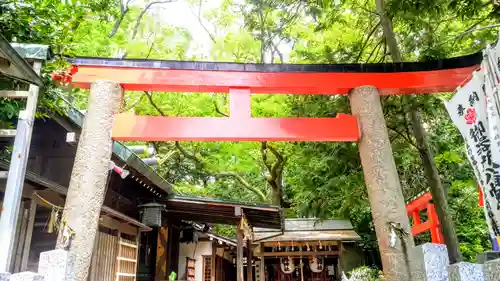 御器所八幡宮の鳥居