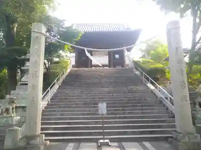 阿智神社の山門・神門