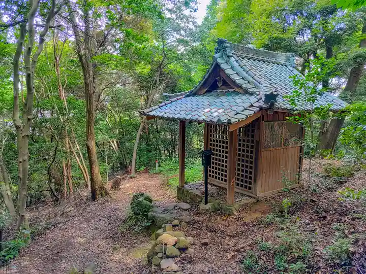 尾張戸神社(瀬戸市・名古屋市守山区)の末社・摂社