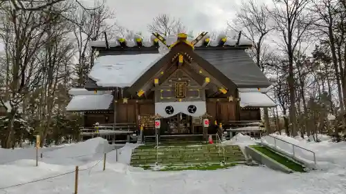 旭川神社の本殿