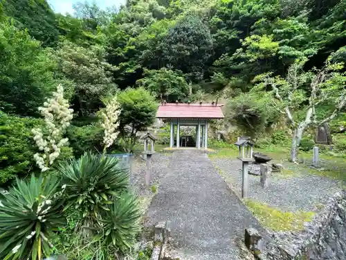 中山神社の本殿・本堂