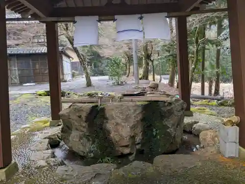 五皇神社の{uncategorized: "未分類", other: "その他", undefined: "問題あり", building: "その他建物", grave: "お墓", sacred_gate: "鳥居", guardian: "狛犬", statue: "像", buddha: "仏像", history: "歴史", nature: "自然", garden: "庭園", animal: "動物", pagoda: "塔", temizu: "手水舎", mountain_gate: "山門・神門", sanctuary: "本殿・本堂", subordinate: "末社・摂社", art: "芸術", scenery: "景色", jizo: "地蔵", ema: "絵馬", goshuin: "御朱印", omikuji: "おみくじ", items: "授与品その他", amulet: "お守り", goshuincho: "御朱印帳", eats: "食事", festival: "お祭り", votive_dance: "神楽", shichigosan: "七五三参", wedding: "結婚式", experience: "体験その他", initially: "初詣", around: "周辺", anti_infection: "感染症対策"}