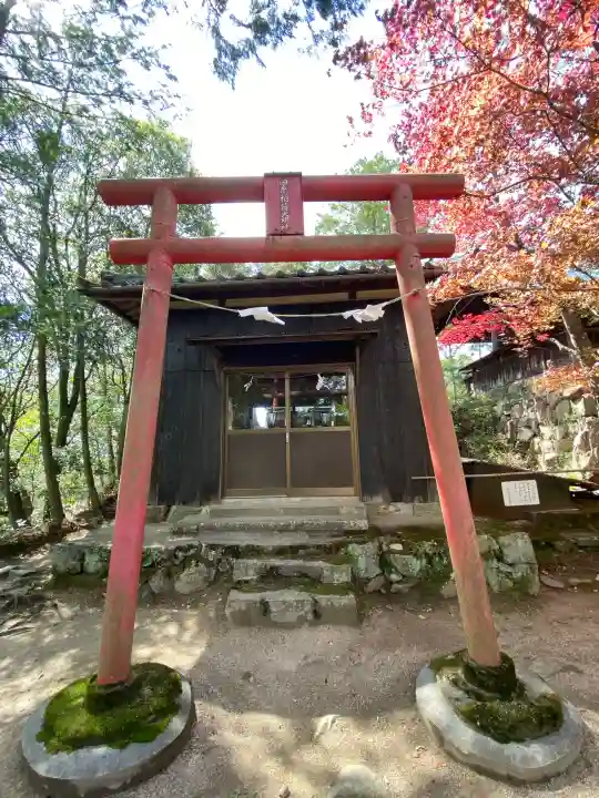 龍之口八幡宮の{uncategorized: "未分類", other: "その他", undefined: "問題あり", building: "その他建物", grave: "お墓", sacred_gate: "鳥居", guardian: "狛犬", statue: "像", buddha: "仏像", history: "歴史", nature: "自然", garden: "庭園", animal: "動物", pagoda: "塔", temizu: "手水舎", mountain_gate: "山門・神門", sanctuary: "本殿・本堂", subordinate: "末社・摂社", art: "芸術", scenery: "景色", jizo: "地蔵", ema: "絵馬", goshuin: "御朱印", omikuji: "おみくじ", items: "授与品その他", amulet: "お守り", goshuincho: "御朱印帳", eats: "食事", festival: "お祭り", votive_dance: "神楽", shichigosan: "七五三参", wedding: "結婚式", experience: "体験その他", initially: "初詣", around: "周辺", anti_infection: "感染症対策"}