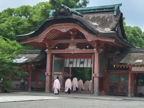 石清水八幡宮の山門・神門