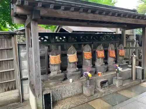 法栄寺の地蔵