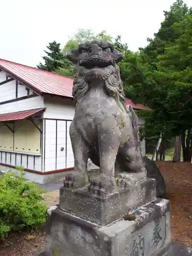 上芦別神社の狛犬