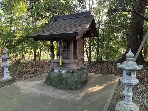 御霊神社本宮の末社・摂社