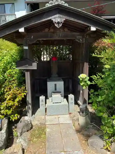 安楽寺の{uncategorized: "未分類", other: "その他", undefined: "問題あり", building: "その他建物", grave: "お墓", sacred_gate: "鳥居", guardian: "狛犬", statue: "像", buddha: "仏像", history: "歴史", nature: "自然", garden: "庭園", animal: "動物", pagoda: "塔", temizu: "手水舎", mountain_gate: "山門・神門", sanctuary: "本殿・本堂", subordinate: "末社・摂社", art: "芸術", scenery: "景色", jizo: "地蔵", ema: "絵馬", goshuin: "御朱印", omikuji: "おみくじ", items: "授与品その他", amulet: "お守り", goshuincho: "御朱印帳", eats: "食事", festival: "お祭り", votive_dance: "神楽", shichigosan: "七五三参", wedding: "結婚式", experience: "体験その他", initially: "初詣", around: "周辺", anti_infection: "感染症対策"}