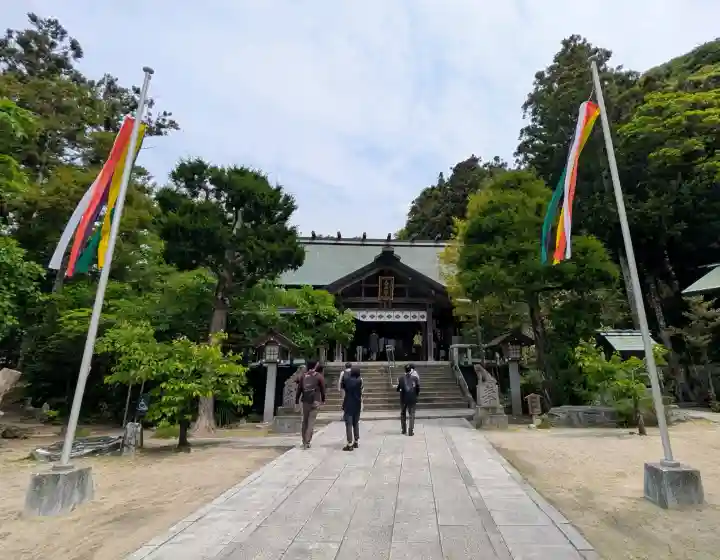 天津神明宮の{uncategorized: "未分類", other: "その他", undefined: "問題あり", building: "その他建物", grave: "お墓", sacred_gate: "鳥居", guardian: "狛犬", statue: "像", buddha: "仏像", history: "歴史", nature: "自然", garden: "庭園", animal: "動物", pagoda: "塔", temizu: "手水舎", mountain_gate: "山門・神門", sanctuary: "本殿・本堂", subordinate: "末社・摂社", art: "芸術", scenery: "景色", jizo: "地蔵", ema: "絵馬", goshuin: "御朱印", omikuji: "おみくじ", items: "授与品その他", amulet: "お守り", goshuincho: "御朱印帳", eats: "食事", festival: "お祭り", votive_dance: "神楽", shichigosan: "七五三参", wedding: "結婚式", experience: "体験その他", initially: "初詣", around: "周辺", anti_infection: "感染症対策"}
