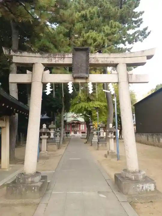 柴又八幡神社の{uncategorized: "未分類", other: "その他", undefined: "問題あり", building: "その他建物", grave: "お墓", sacred_gate: "鳥居", guardian: "狛犬", statue: "像", buddha: "仏像", history: "歴史", nature: "自然", garden: "庭園", animal: "動物", pagoda: "塔", temizu: "手水舎", mountain_gate: "山門・神門", sanctuary: "本殿・本堂", subordinate: "末社・摂社", art: "芸術", scenery: "景色", jizo: "地蔵", ema: "絵馬", goshuin: "御朱印", omikuji: "おみくじ", items: "授与品その他", amulet: "お守り", goshuincho: "御朱印帳", eats: "食事", festival: "お祭り", votive_dance: "神楽", shichigosan: "七五三参", wedding: "結婚式", experience: "体験その他", initially: "初詣", around: "周辺", anti_infection: "感染症対策"}
