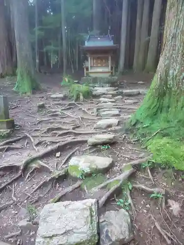 賀毗禮神宮の末社