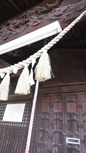 諏訪神社の本殿・本堂