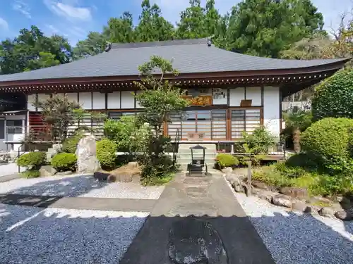 徳雲寺の本殿