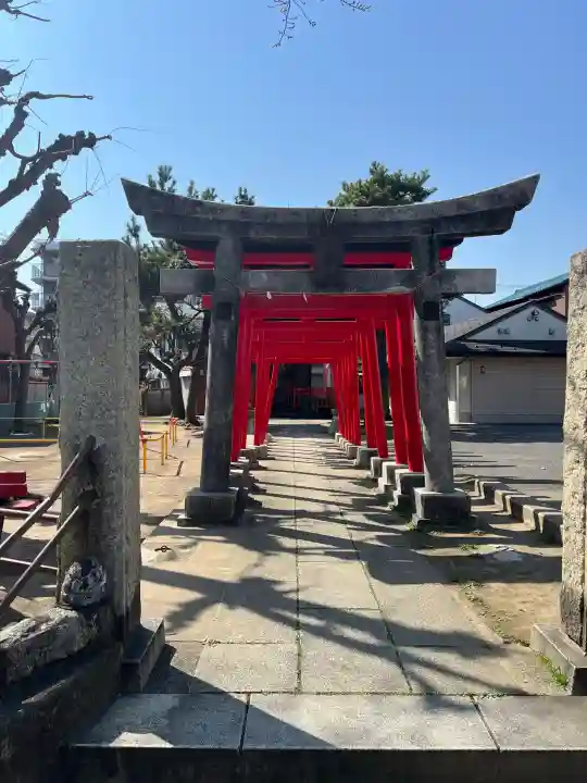 妙法稲荷神社の{uncategorized: "未分類", other: "その他", undefined: "問題あり", building: "その他建物", grave: "お墓", sacred_gate: "鳥居", guardian: "狛犬", statue: "像", buddha: "仏像", history: "歴史", nature: "自然", garden: "庭園", animal: "動物", pagoda: "塔", temizu: "手水舎", mountain_gate: "山門・神門", sanctuary: "本殿・本堂", subordinate: "末社・摂社", art: "芸術", scenery: "景色", jizo: "地蔵", ema: "絵馬", goshuin: "御朱印", omikuji: "おみくじ", items: "授与品その他", amulet: "お守り", goshuincho: "御朱印帳", eats: "食事", festival: "お祭り", votive_dance: "神楽", shichigosan: "七五三参", wedding: "結婚式", experience: "体験その他", initially: "初詣", around: "周辺", anti_infection: "感染症対策"}