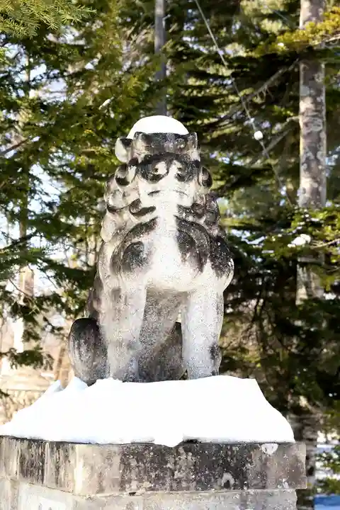 鹿追神社の狛犬